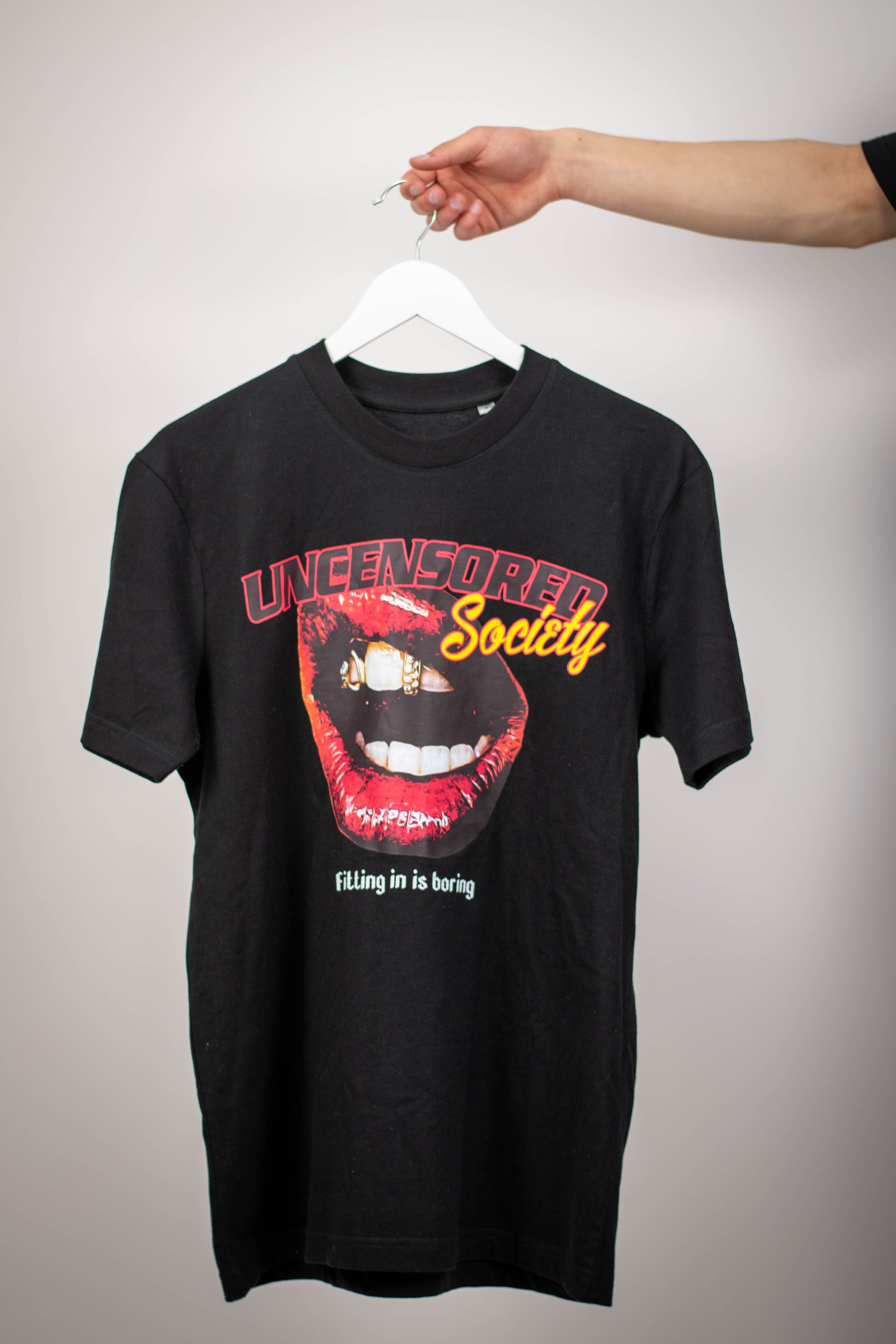 The Mouth Tee black